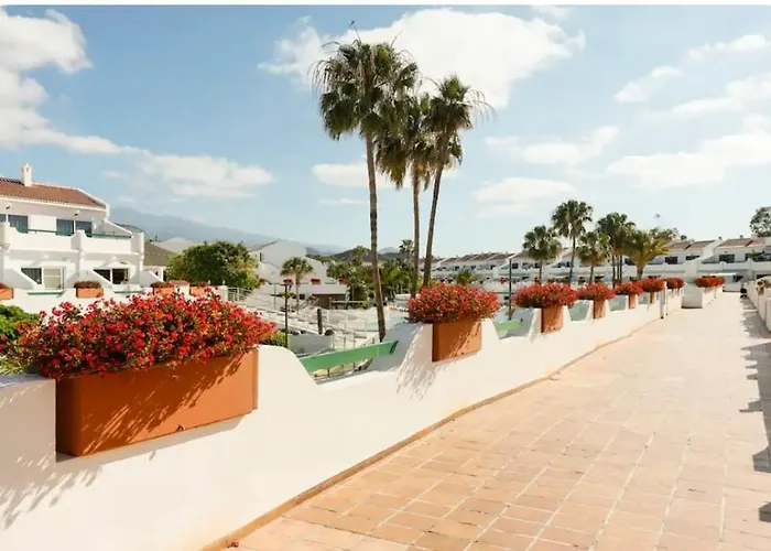 Parque Don Jose, Costa Del Silencio, Tenerife