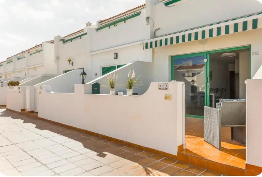 Parque Don Jose, Costa Del Silencio, Tenerife Apartment