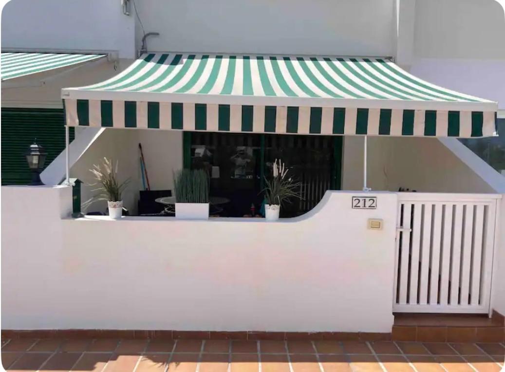 Parque Don Jose, Costa Del Silencio, Tenerife Apartment