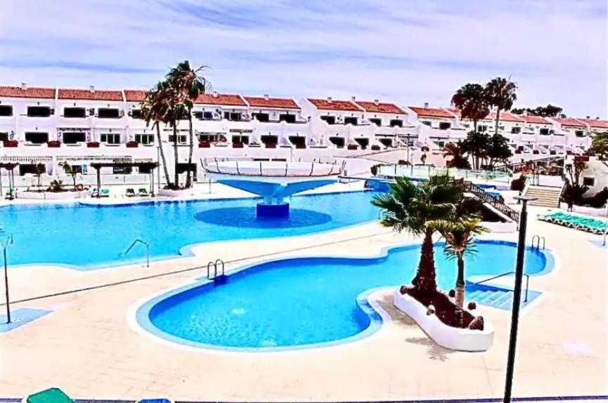 Parque Don Jose, Costa Del Silencio, Tenerife Apartment